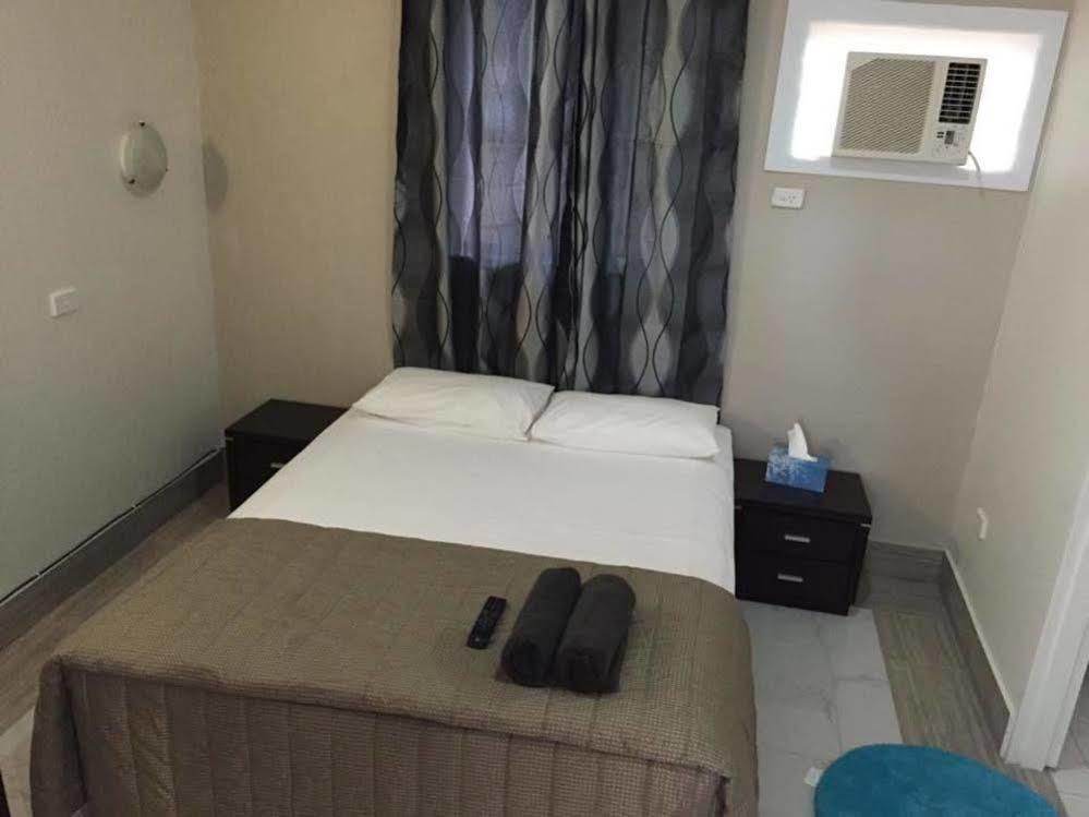 Perth City Motel Екстер'єр фото